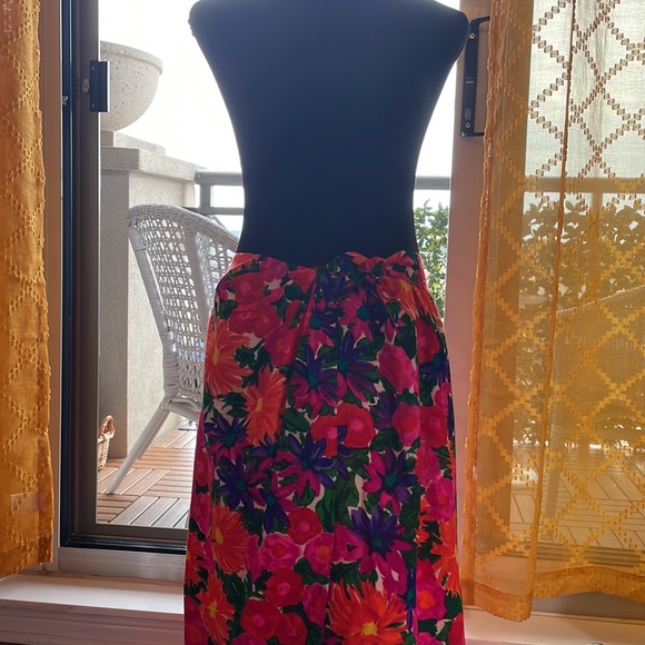 Beautiful Beach Wrap 🏖 🌺 💖 - Picture 6 of 11